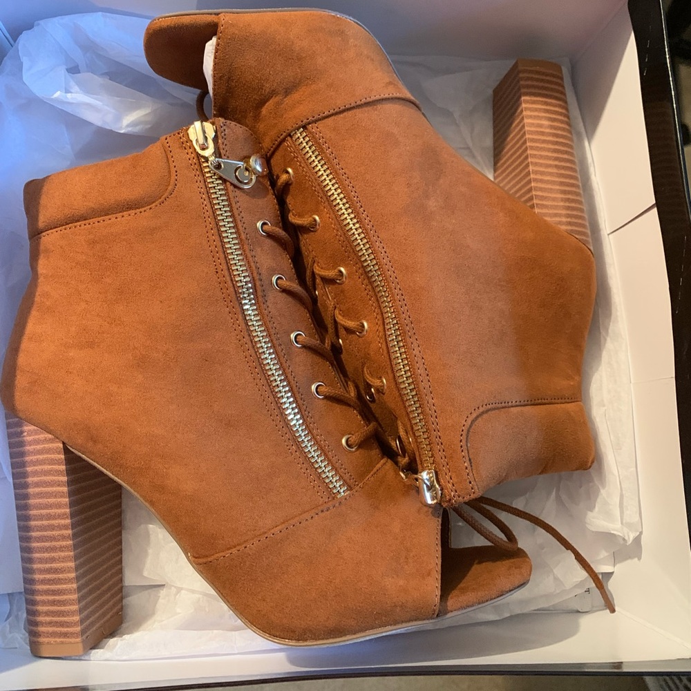 Jackie Khaki Boots